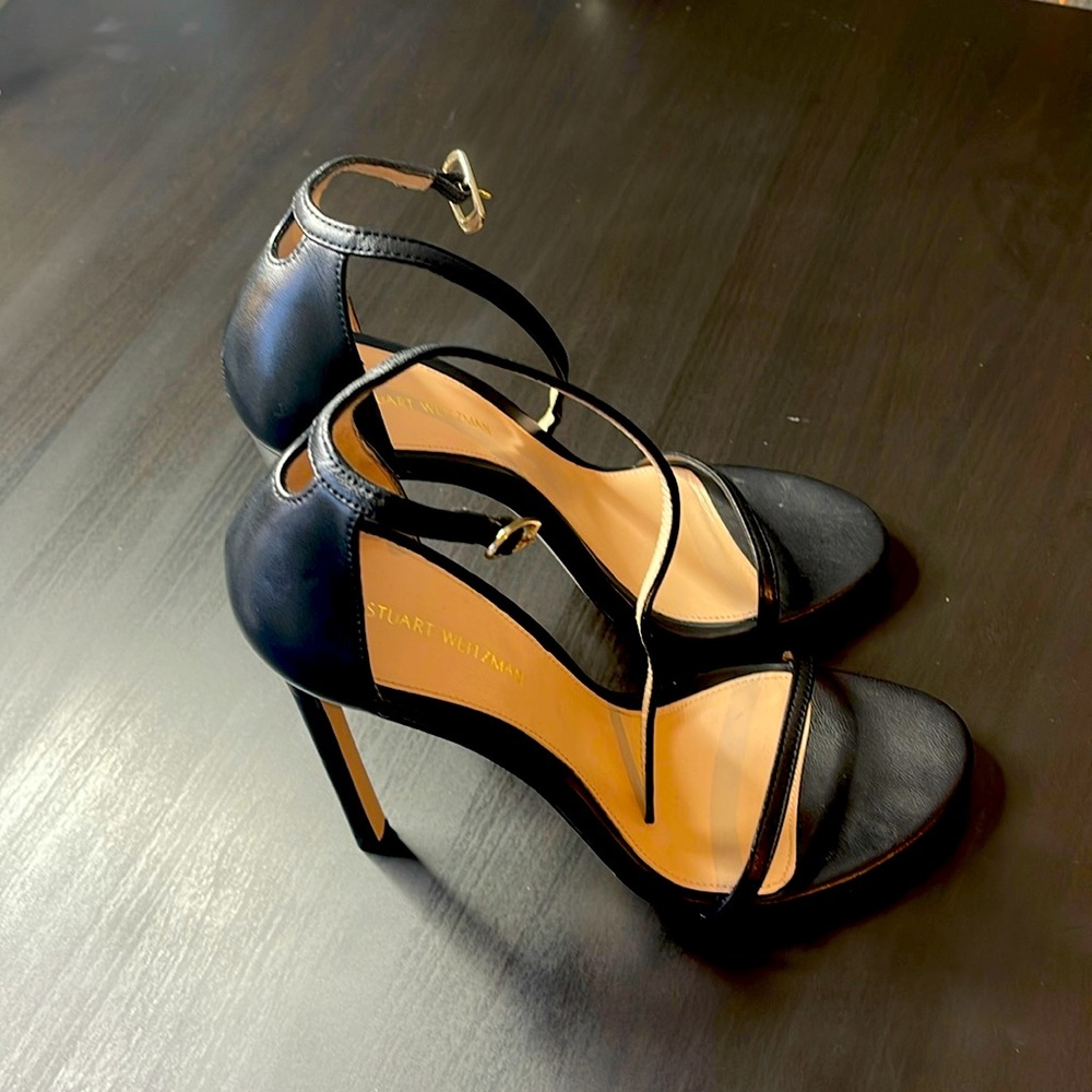 NW Stuart Weitzman sandals